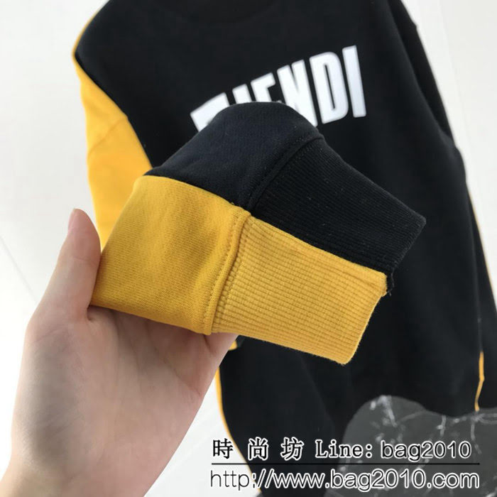 FENDI芬迪 專櫃同步 2018年新款 黑色圓領衛衣 潮流時尚 情侶款 ydi1166